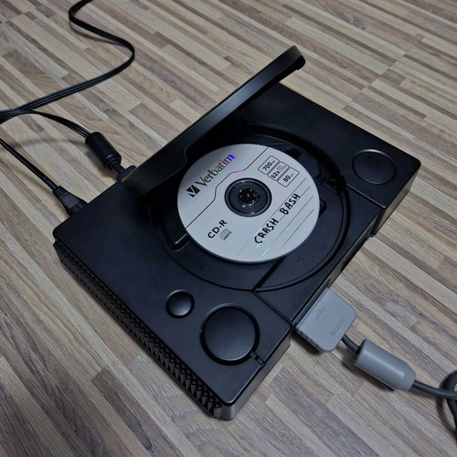 Playstation 1 used chipped black console