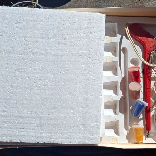 Norelko Retro Children's Styrofoam Cutting and Coloring Kit like new