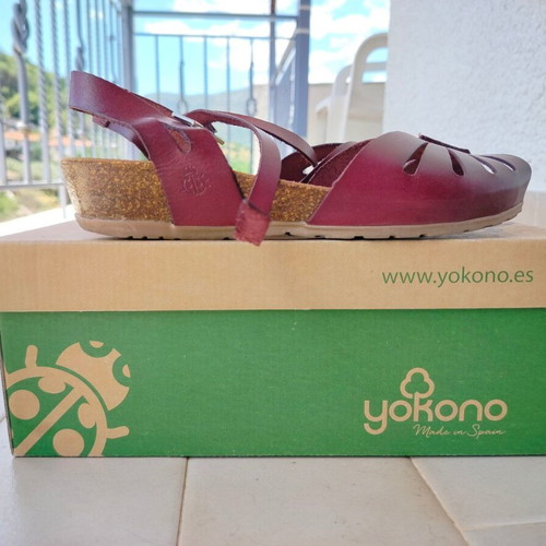 Yokono anatomical women's sandals size 39 like new, purple