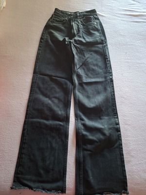 Zara black jeans like new, worn three times, size XS