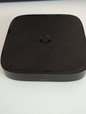 Vodafone TV Box complete set (box, remote, power supply)