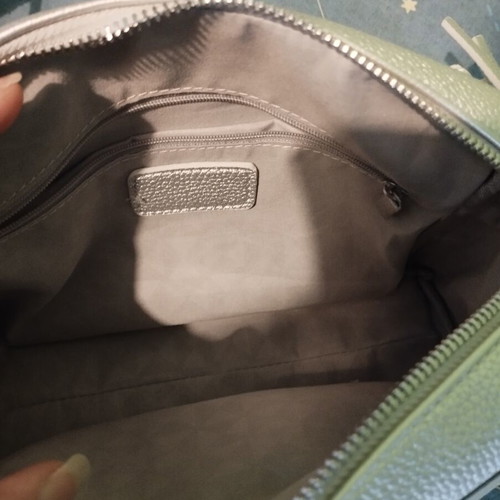 Shoulder and crossbody bag like new, silver, adjustable strap