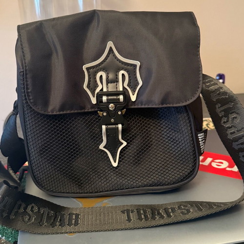 Trapstar bag genuine and new