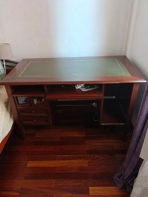 Classic wooden desk like new, suitable for desktop computer