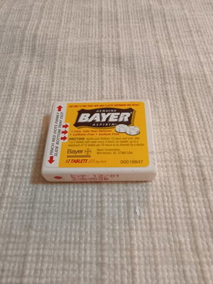 Bayer Collectible Aspirin Box from USA, Like New, 2000-2001