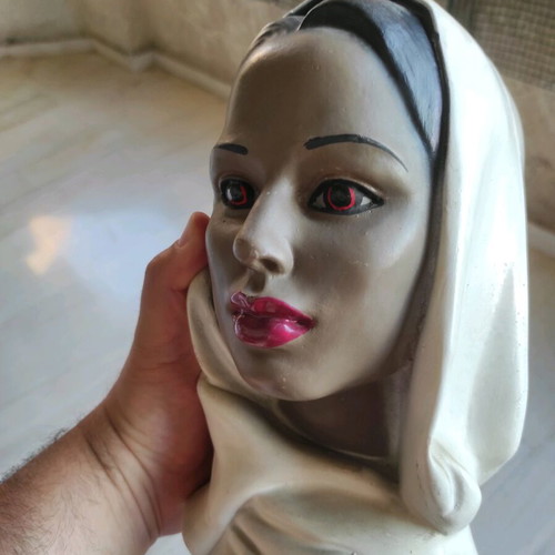 Marwal chalkware statue of exotic woman vintage 1950's-60's large size 27x18x14cm like new