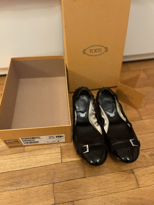 Γυναικείες μπαλαρίνες Tod's μεταχειρισμένες, μαύρες, νούμερο 37,5
