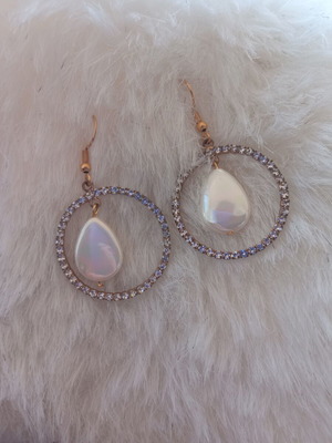 Pearl and rhinestone drop earrings, gold color, stainless steel