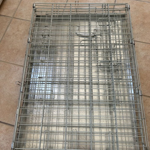 Metal dog or cat house, foldable aluminum with two doors