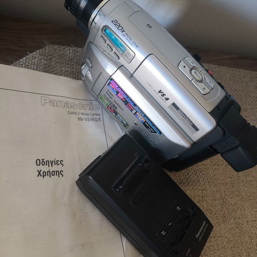 Panasonic video camera like new with all accessories and manual
