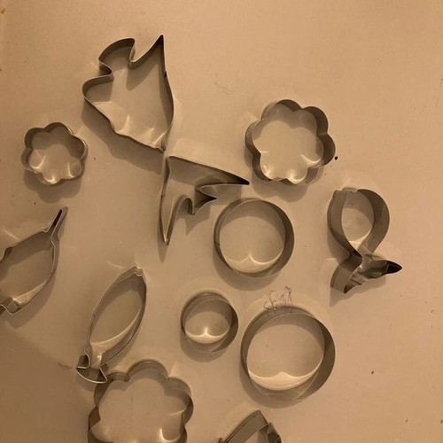 IKEA cookie cutter set like new