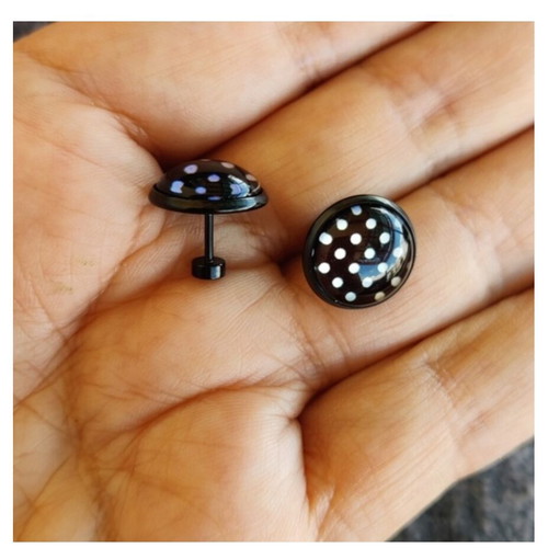 Pop stud earrings 12mm with polka dots, new