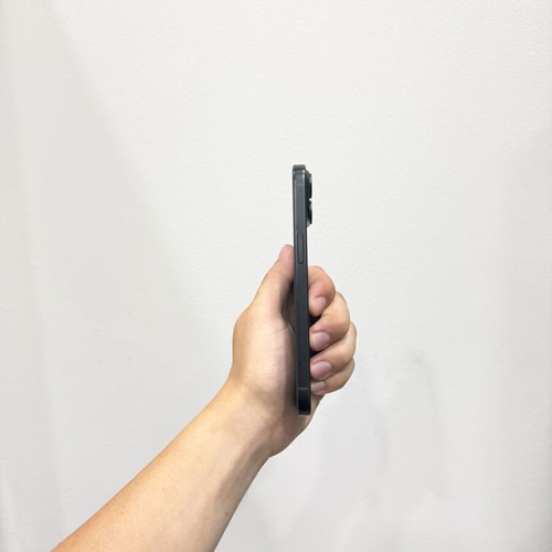 iPhone 15 128GB like new, replaced screen