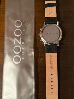 Oozoo Timepieces men's watch brand new, black