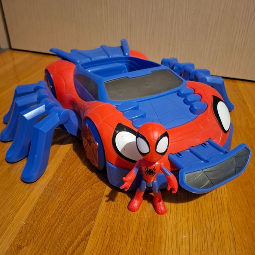Spiderman vehicle with web shoot feature like new