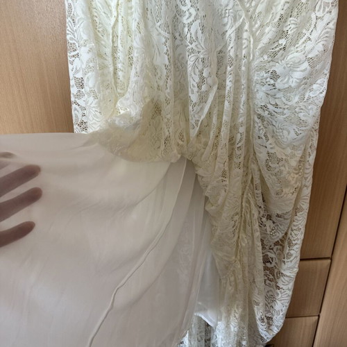 Mat long lace dress new with tag, size M/L, cream shade