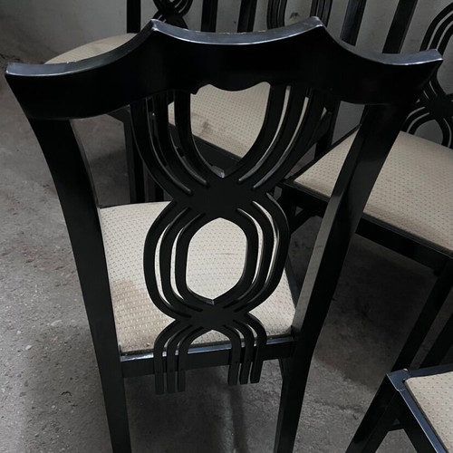 Chinese dining set used with six chairs, black lacquer, 1970s