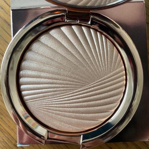 Bronze Goddess Highlighting Powder 01 Heat Wave new