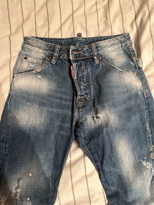 Τζιν παντελόνι Dsquared2 σαν καινούργιο, μέγεθος M / 38 / 10
