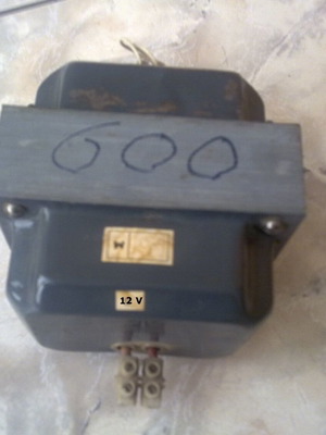 Трансформатор 220-12V 600W като нов, капацитет 50A