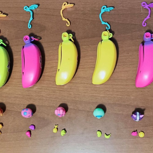Bananas set of 7 collectible miniatures like new