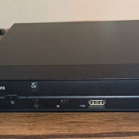 Go 4 Tech D-1010 digital decoder used with remote control