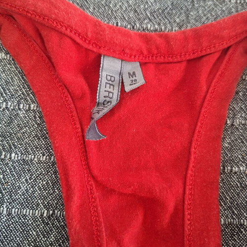 Women's sleeveless tops medium Zara and Bershka like new, pack of 2