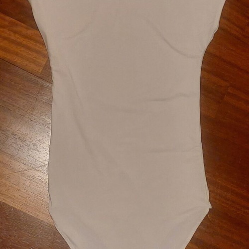 Bershka white short-sleeve bodysuit like new, size S