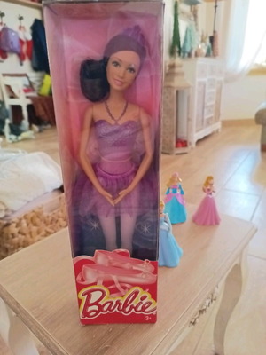 Barbie μπαλαρίνα καινούργια, κλειστή στο κουτί της