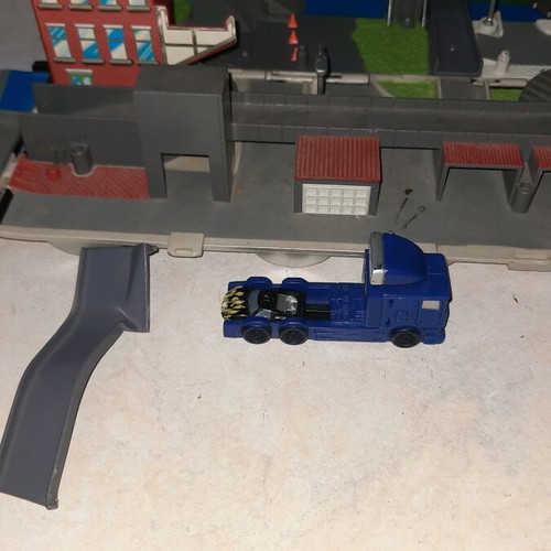 Hasbro Micro Machines oil truck vintage used 2001