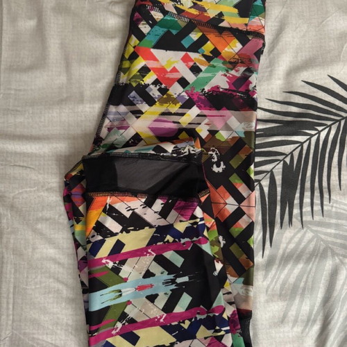 SugarFree leggings like new with mesh panels and elastic, size XL