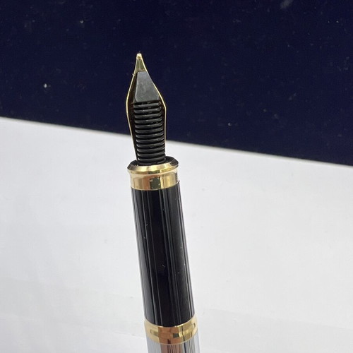 Cross pen like new, without box