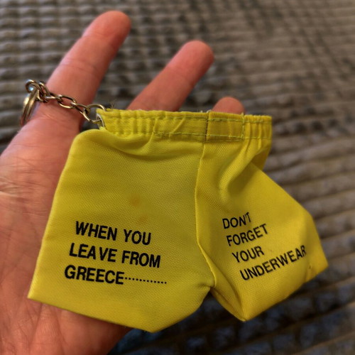 Vintage keychain like new, yellow 90's