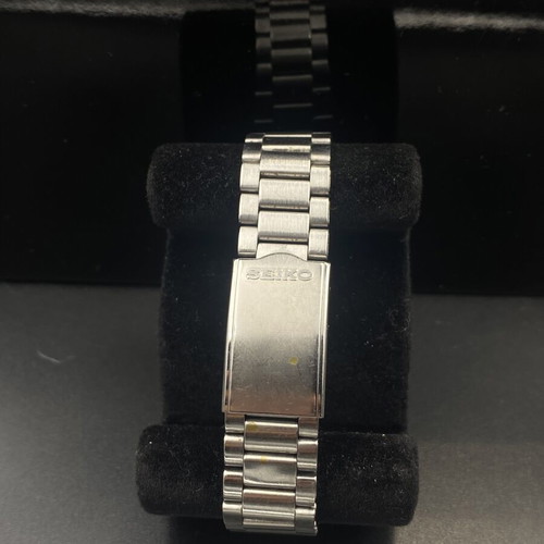 Seiko 5 Automatic Day-Date Watch like new, men's, gold and silver