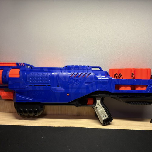 Nerf Trilogy DS-15 shotgun like new with 5 magazines