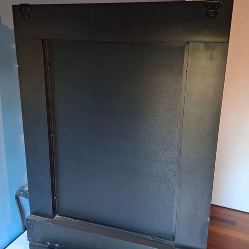 Makeup mirror with 12 lamps like new