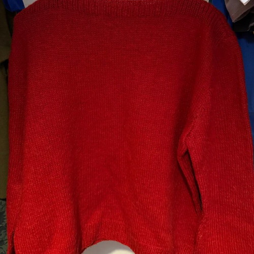 Red handmade knitted women's sweater like new, size L