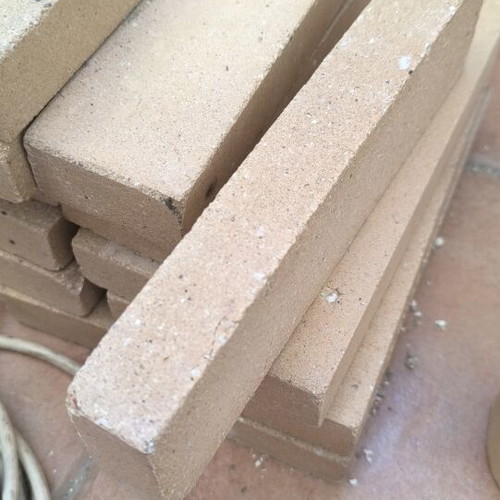 Firebricks ROKA Refractories Y5.5xW3xH22cm new, pack of 15 plus 1 stick brick