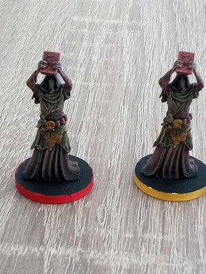 Ancient One Cultists miniatures like new, set of four