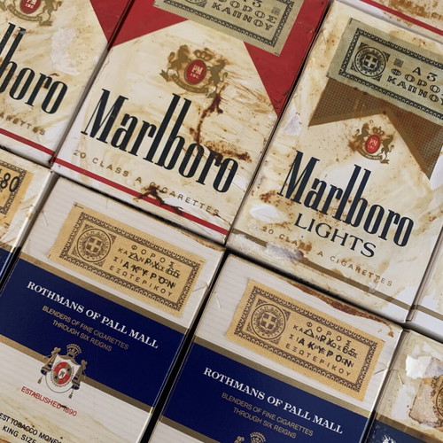 Cigarette boxes used, pack of 24, authentic from 1982