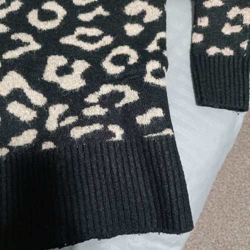 Zara sweater used, size M