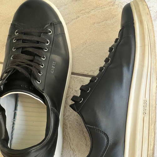 Guess casual shoes used, size 44, black and white
