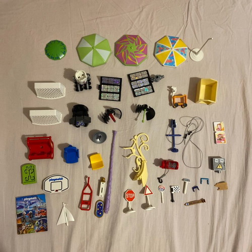 Playmobil small parts used, accessory pieces set