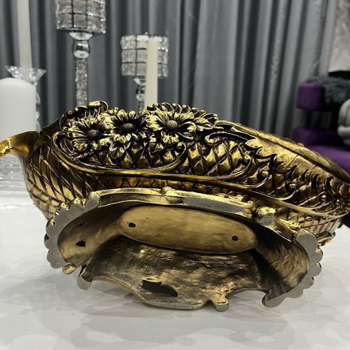 Table decor vintage large used