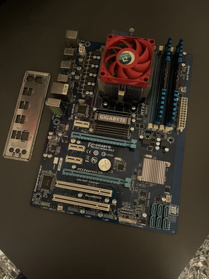 Gigabyte GA-970A-DS3 μητρική με AMD FX-6100 και 4GB RAM σαν καινούργιο