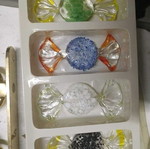 Glass bows new