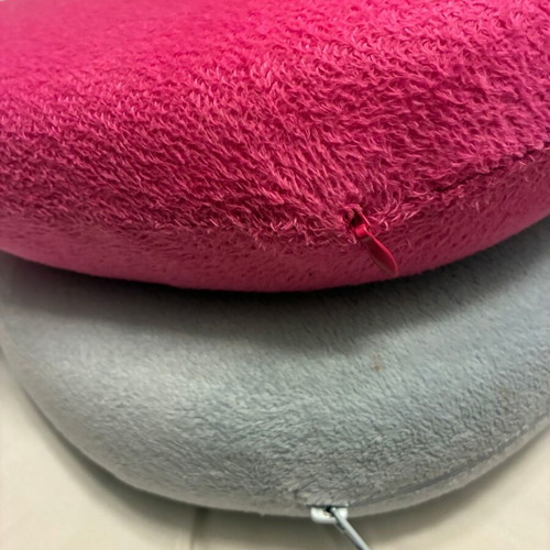 Neck pillows set of 2 for airplane, pink and light blue with zipper
