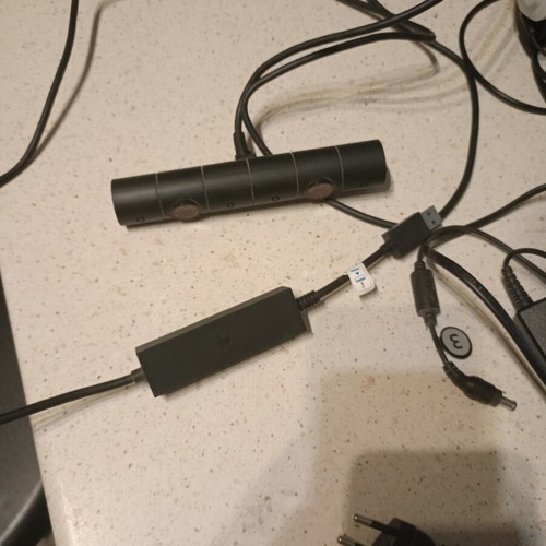 PSVR1 with Move Motion Controllers and PS5 Adaptor like new