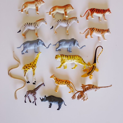 Set of 16 Children's Savanna Animal and Reptile Figures
