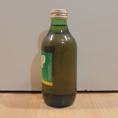 7 UP old glass bottle 250ml Greek bottling sealed like new